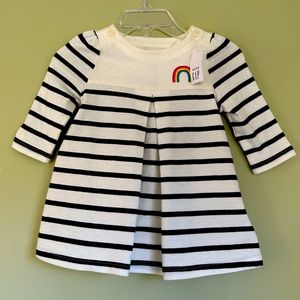 NWT Baby Gap 3-6 mos. black/white striped dress w/rainbow detail. 2pc w/panties